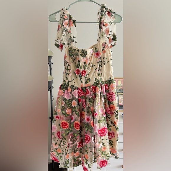 Wild Rose & Sparrow The Fleur Dress - Picture 4 of 6